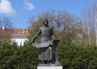 Памятник С.У. Ремезову (талантливый зодчий, картограф с мировым именем, летописец)